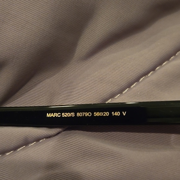 Marc Jacobs oval black Sunglasses brand new in case main image 14